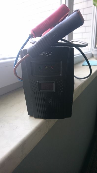 Істочник Безперебійного живлення! UPS (англ. Uninterruptible Power Sup