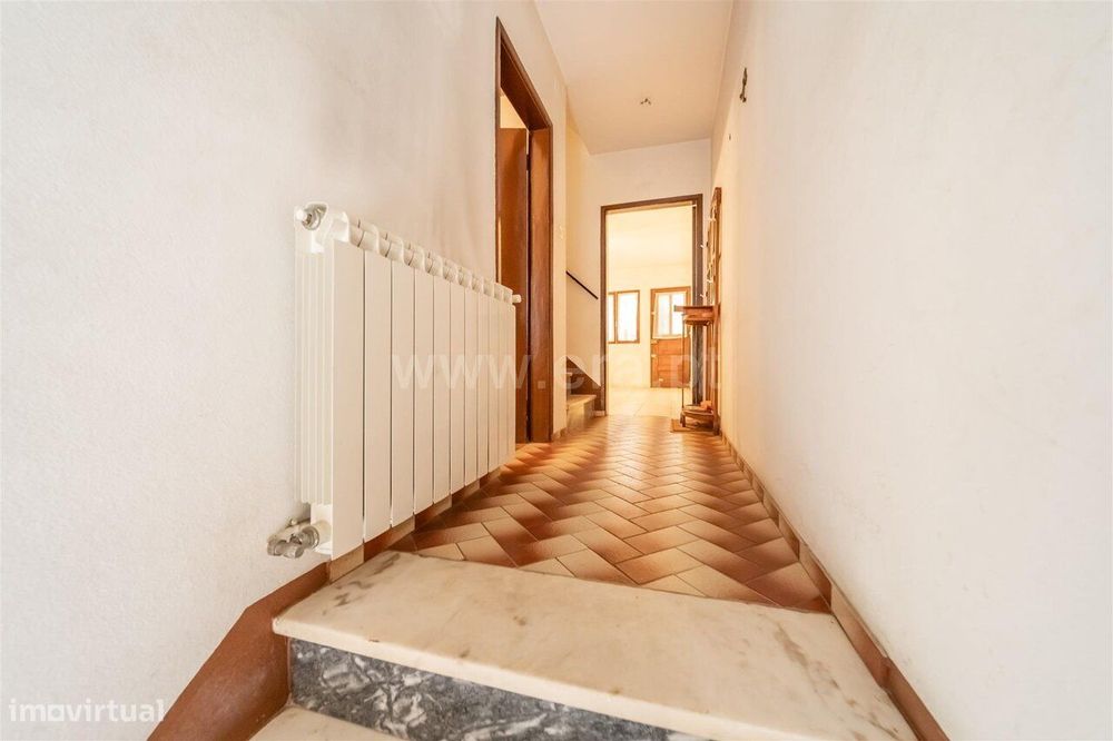 Moradia Geminada T5 / Fundão, Silvares