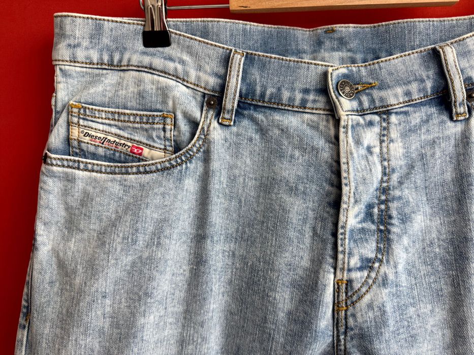 DIESEL D-LUSTER Оригінал чоловічі джинси штани розмір 34