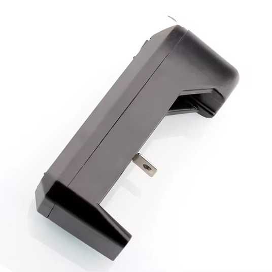 Зарядное устройство универсальное BLC-001A 1AA/1AAA/18650 3.7 V/450mAh