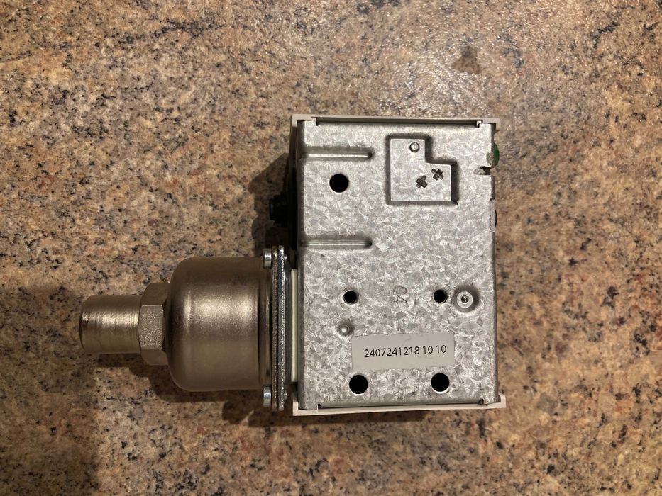 Presostat  DANFOSS   KP33 060_603966