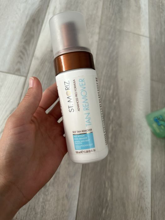 Гель після засмаги охолоджуючий.ремувер для зняття автозасмаг.st.Moriz