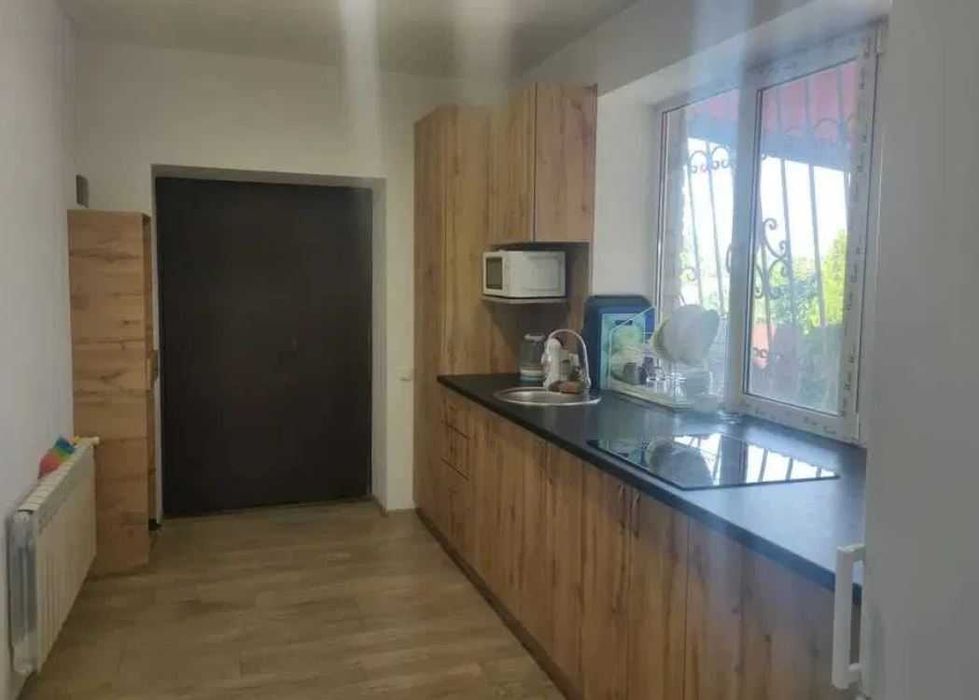 Отличный  2х этажный Дом  Первая линия Красивый вид