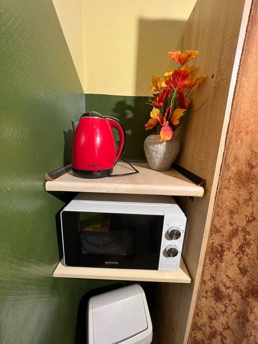 Хостел - метро Площа Українських Героїв 5 хв | Без відкл/Гаряча вода!