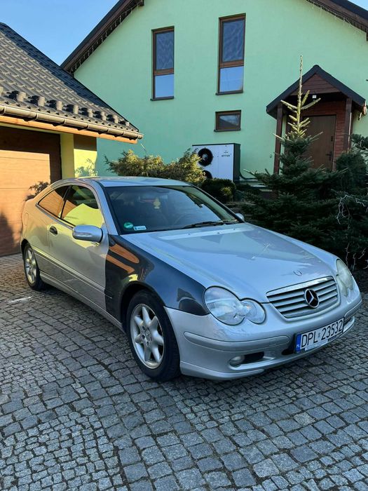 Pilna sprzedaz Mercedes Benz C 180 Coupe GAZ