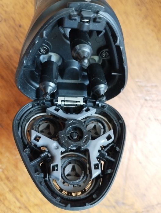 Электробритва Philips S1141