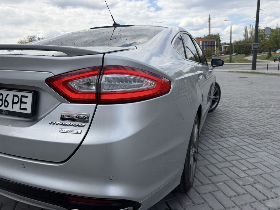 Ford Fusion  Titanium