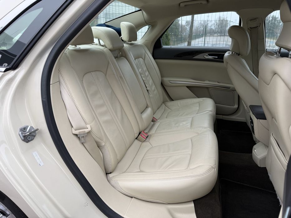 Lincoln MKZ 2014 року, 2.0 Hybrid, автомат, передній привід.