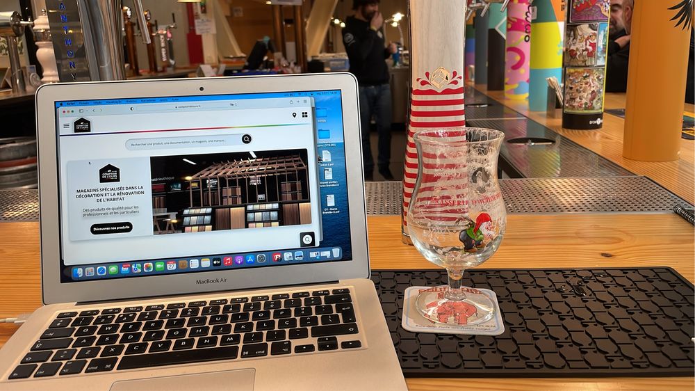 Apple MacBook Air c/novo