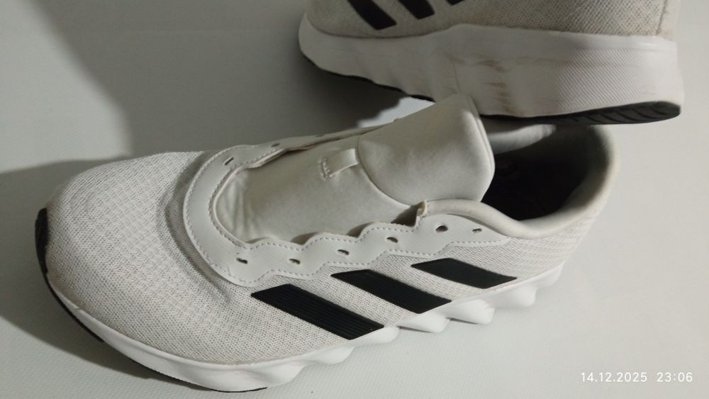 Кроссовки мужские Adidas