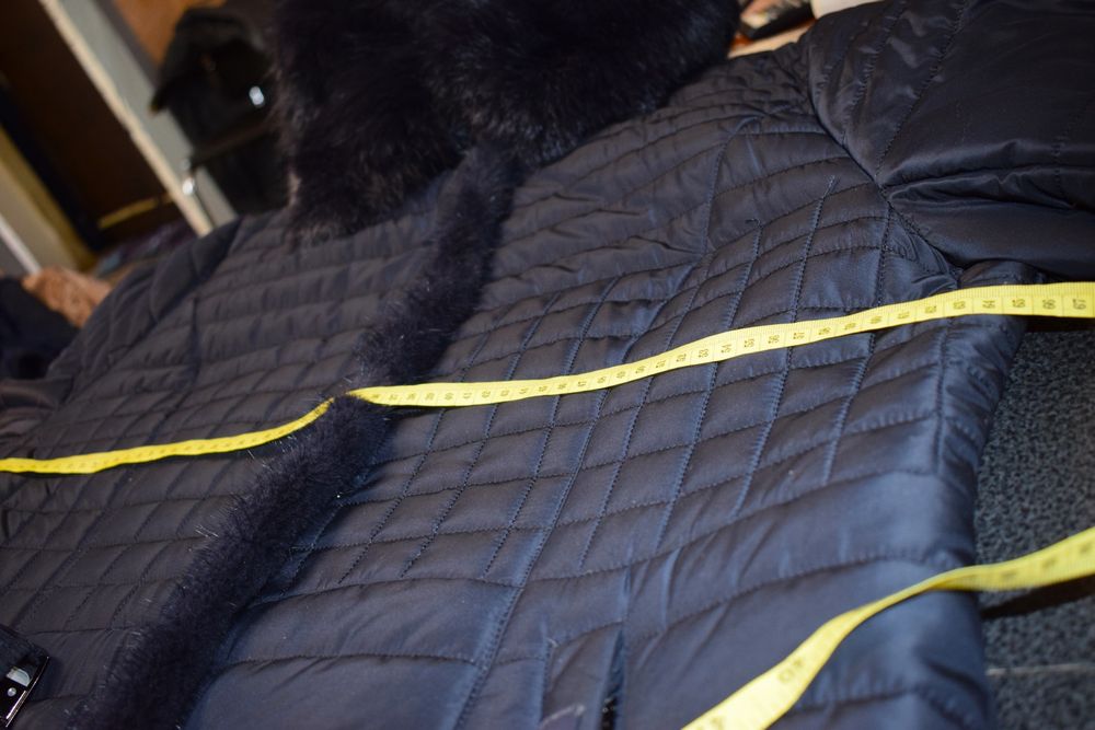 Пуховое стильное пальто не тяжолое