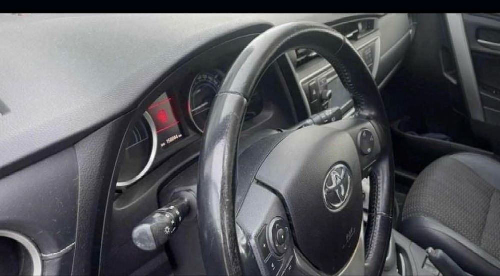 Toyota Auris Sports 1.8 HSD — photo 5