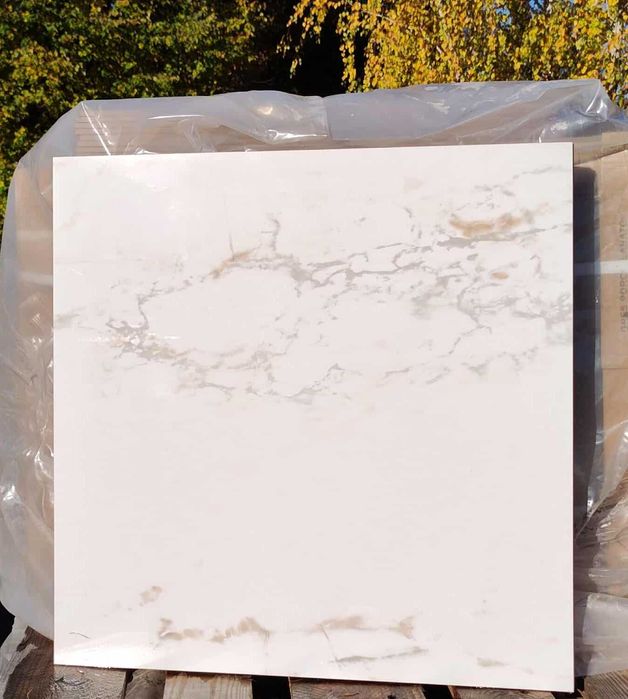 Biały gres polerowany 60x60