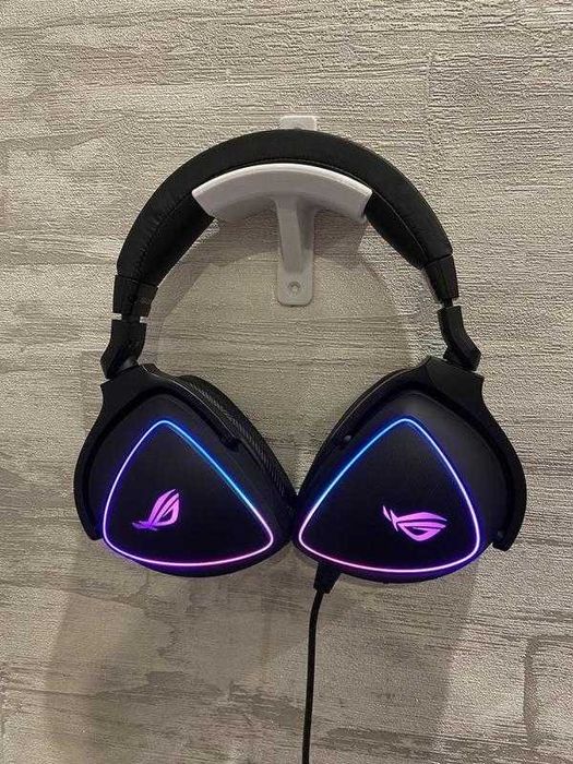 Держатель, крепление для наушников