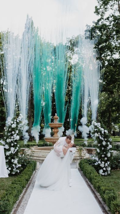 Auto do ślubu/fajerwerki/miny dymne/wiatraki iskier