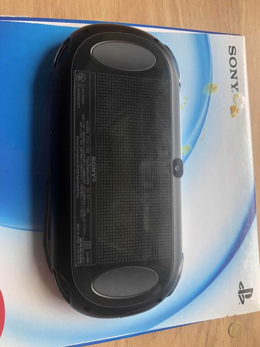 PS Vita FAT – 128GB, bardzo dobry stan, z możliwością użycia karty sim
