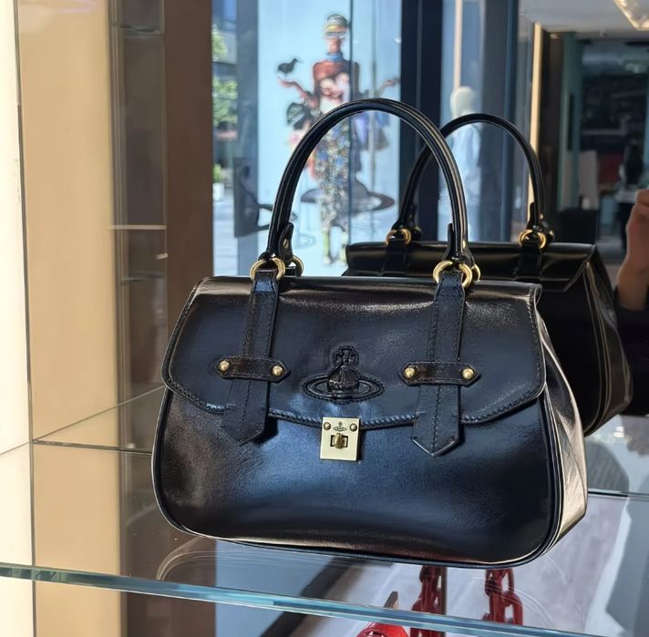 Нова сумка Vivienne Westwood