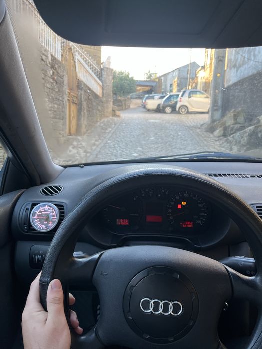 Audi A3.