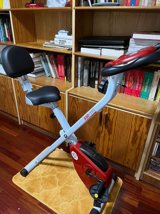 Stationary Bicycle446938777052129280