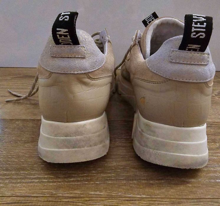 149. Sneakersy niskie beżowe Steve Madden rozm. 42
