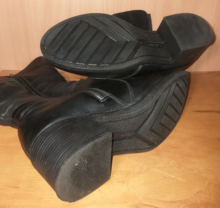 Женские кожанные зимнии сапоги