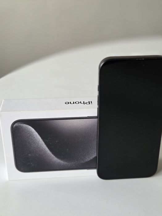Iphone 15 pro,  89% baterii , faktura vat