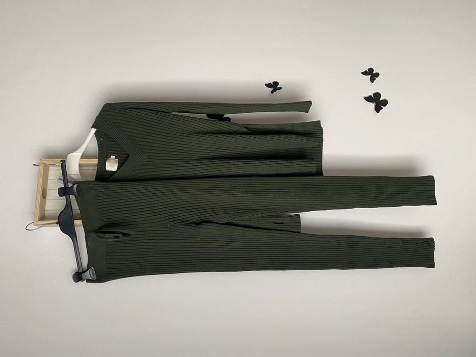 Komplet dzianinowy damski