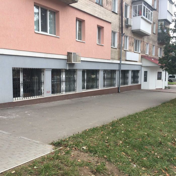 Продам готовий діючий бізнес з приміщенням.