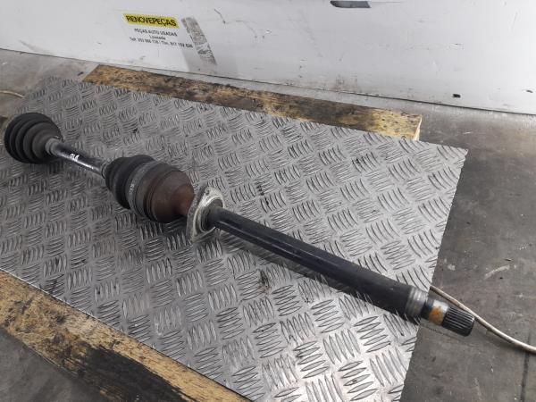 Transmissão frente direita OPEL Astra H Sedan (L69)