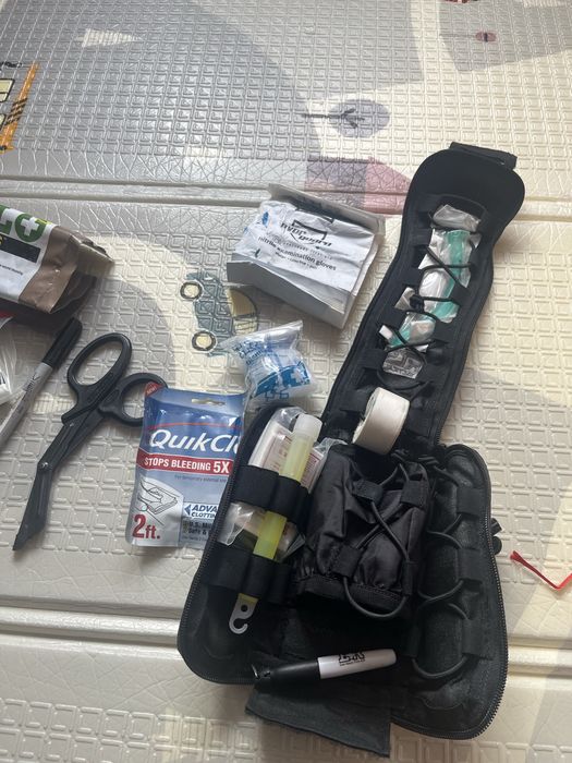 Аптечки військові тактичні