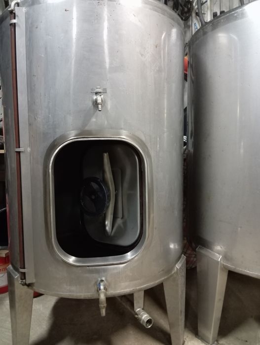 Vendo depósitos inox para vinho ou azeite