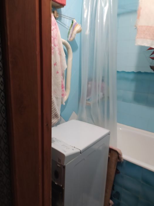 Здам кімнату в гуртожитку, Заготзерно