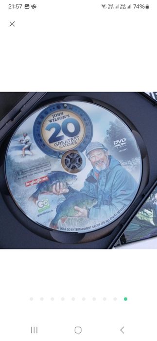 Набір DVD плюс книга для любителів риболовлі.