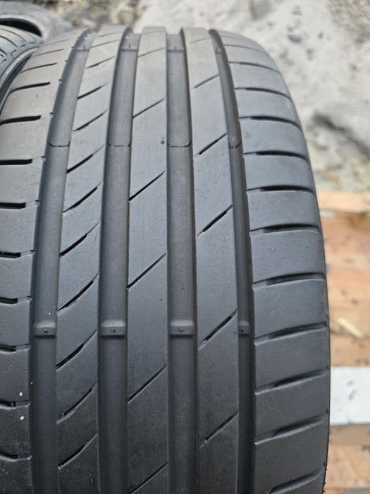 Шини літні пара 225/45r19 Kumho  Ecsta  ps 71