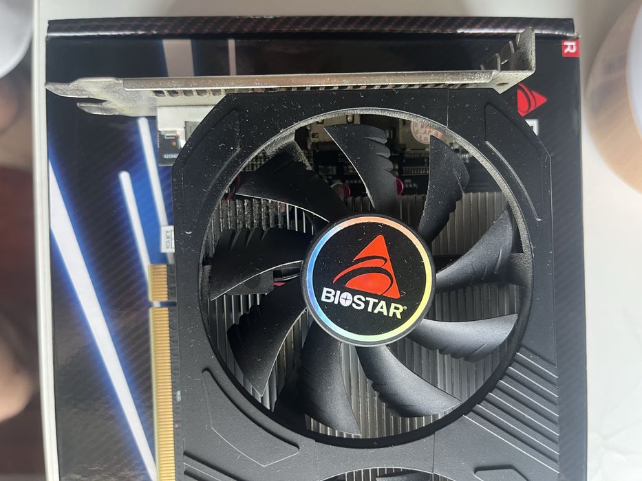 Placa Gráfica Biostar Radeon RX 560 4GB GDDR5 (Com Caixa)