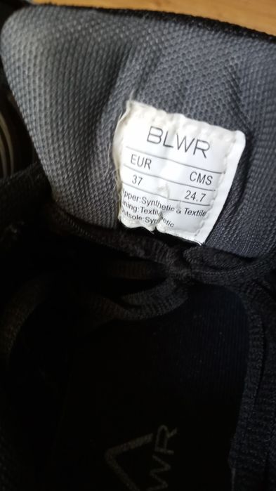 Buty sportowe BLWR rozm.37