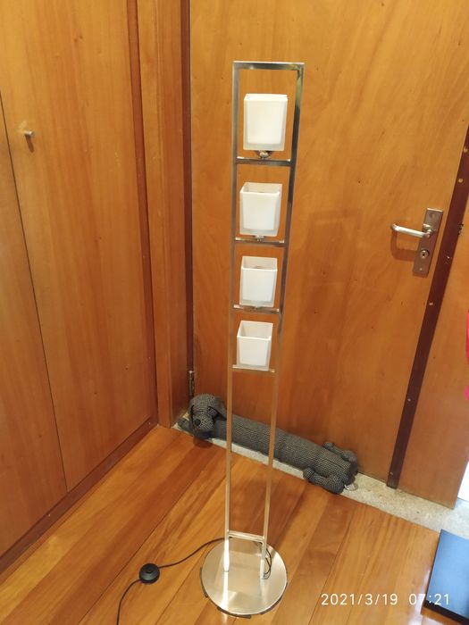Candeeiro de pé aço inox