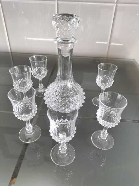 Garrafa de licor em cristal D'Arques + cálices