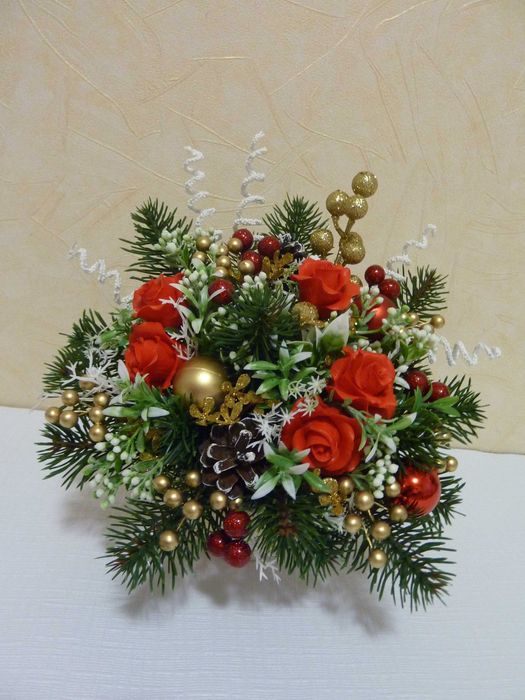 рождественская композиция со спиральками