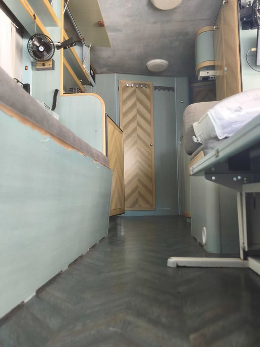 Vendo autocaravana integral de 1996