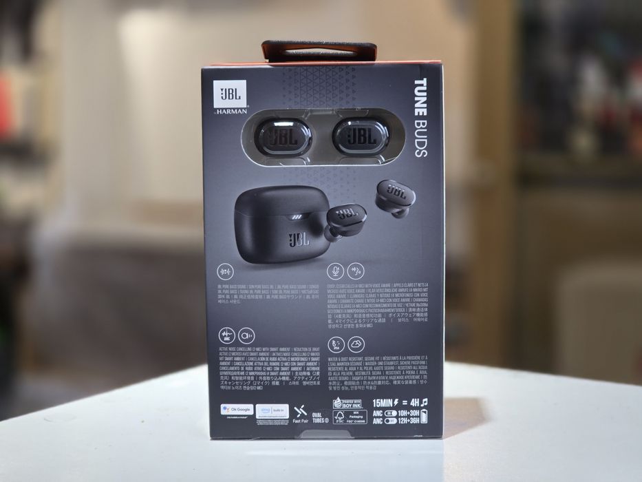 Навушники JBL Tune Buds Black (JBLTBUDSBLK)