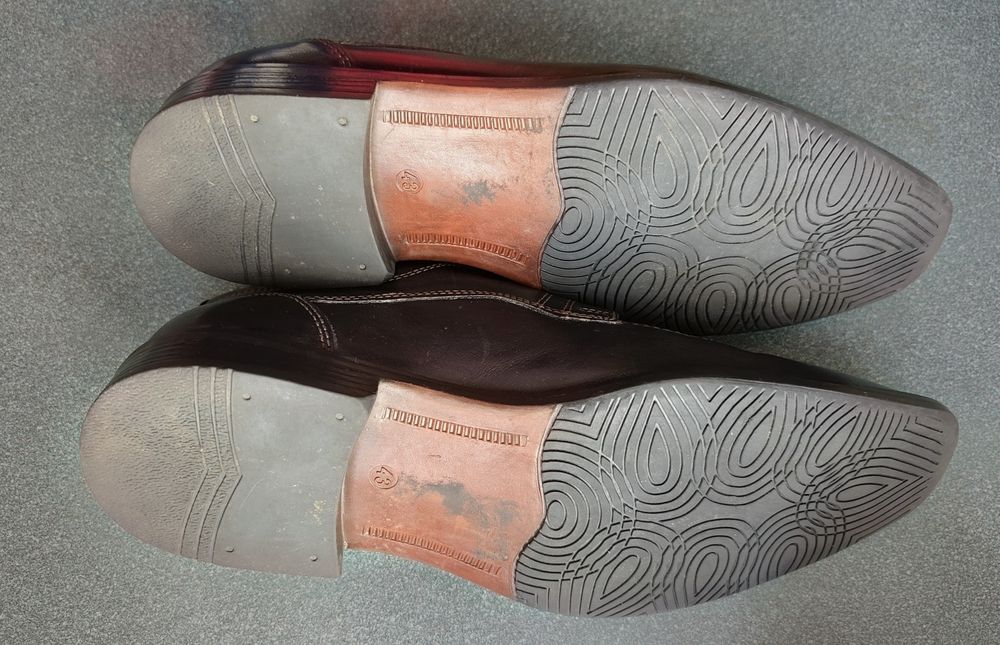 Buty męskie skórzane firmy Mercedes rozmiar 44