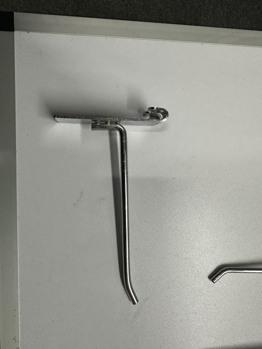 Suportes para ranhura de prateleiras