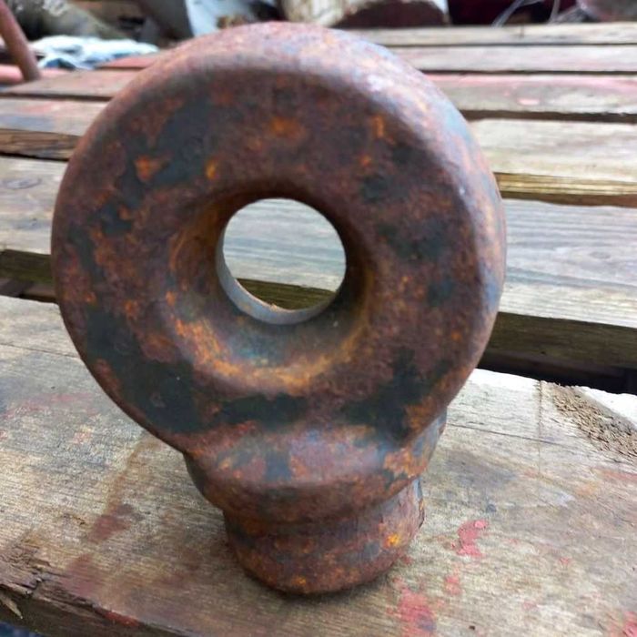 Деталь ** вухо **