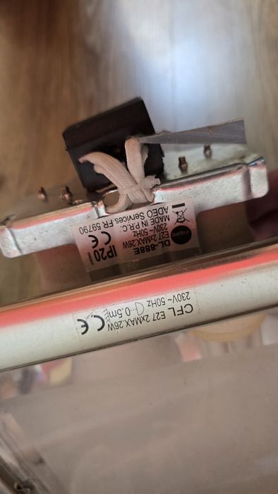 Oprawy oświetleniowe sufitowe