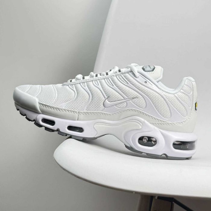 Buty sportowe Nike_Air_Max_TN_Plus_Biały_Gum Rozmiar R.45