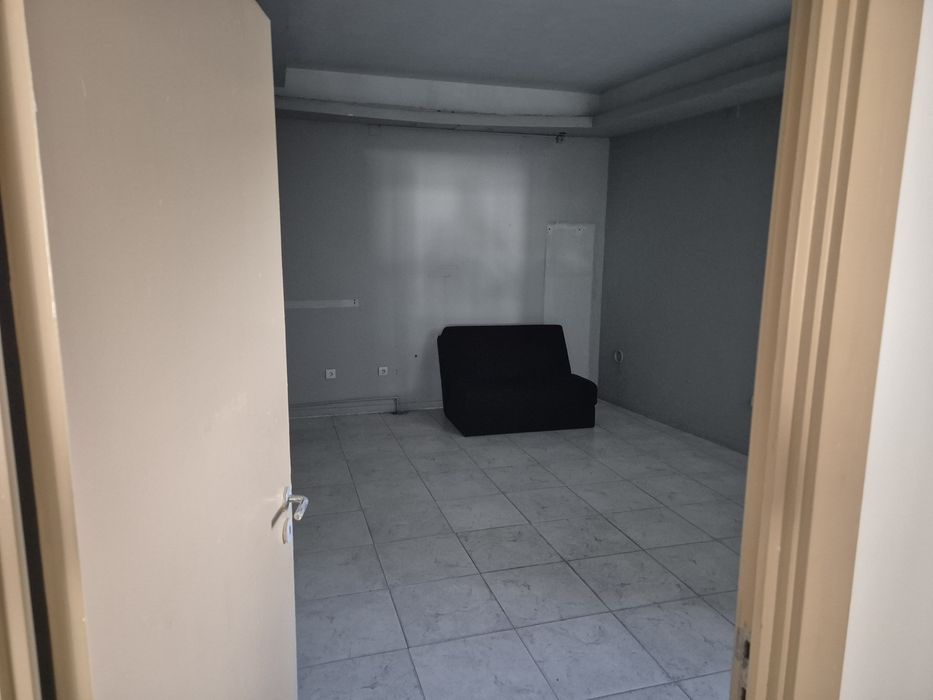 Aluga se cafe snack bar