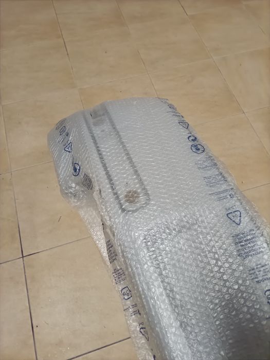 VW GOLF 97-*P/CH TRAS P/P (para choques traseiro) NOVO