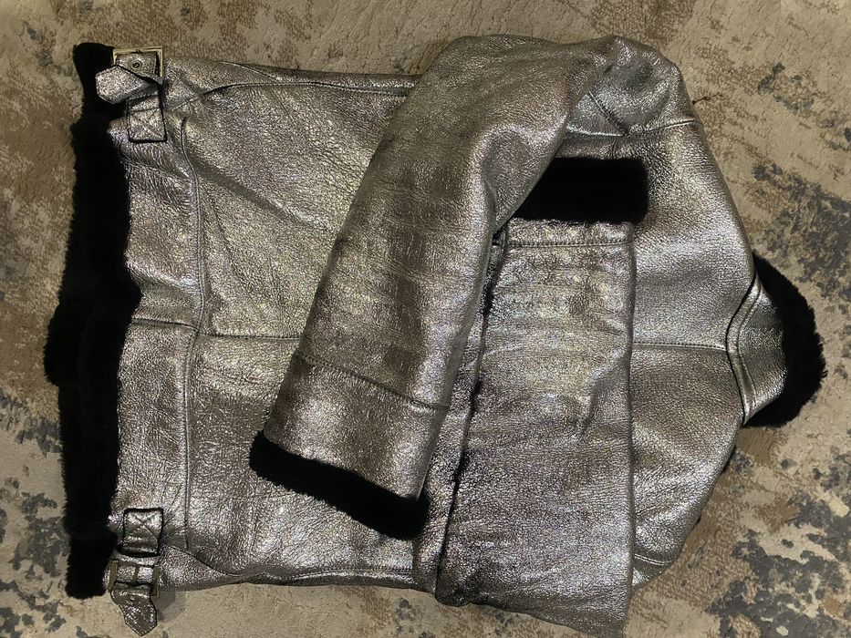 Жіноча дубленка-пілот