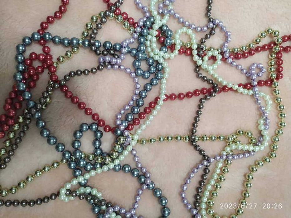 Colares diversas cores